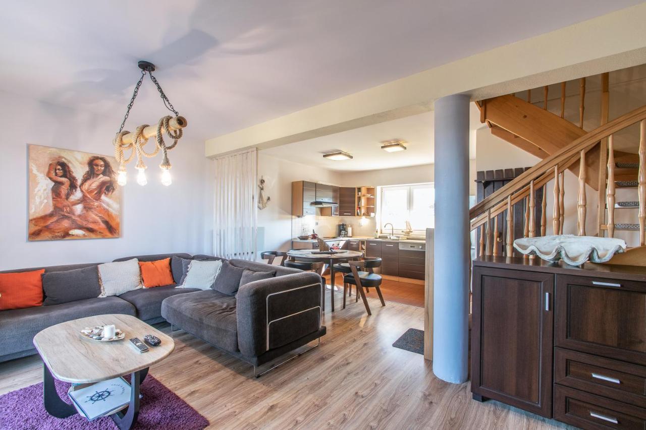 Apartament Z Widokiem Na Morze "U Grazyny" Jarosławiec Exterior foto